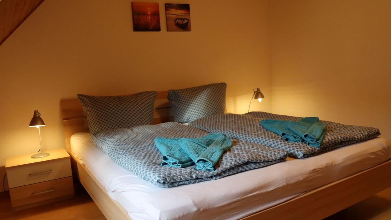 Ferienhaus Krabbenhuus 카롤리넨시엘 외부 사진